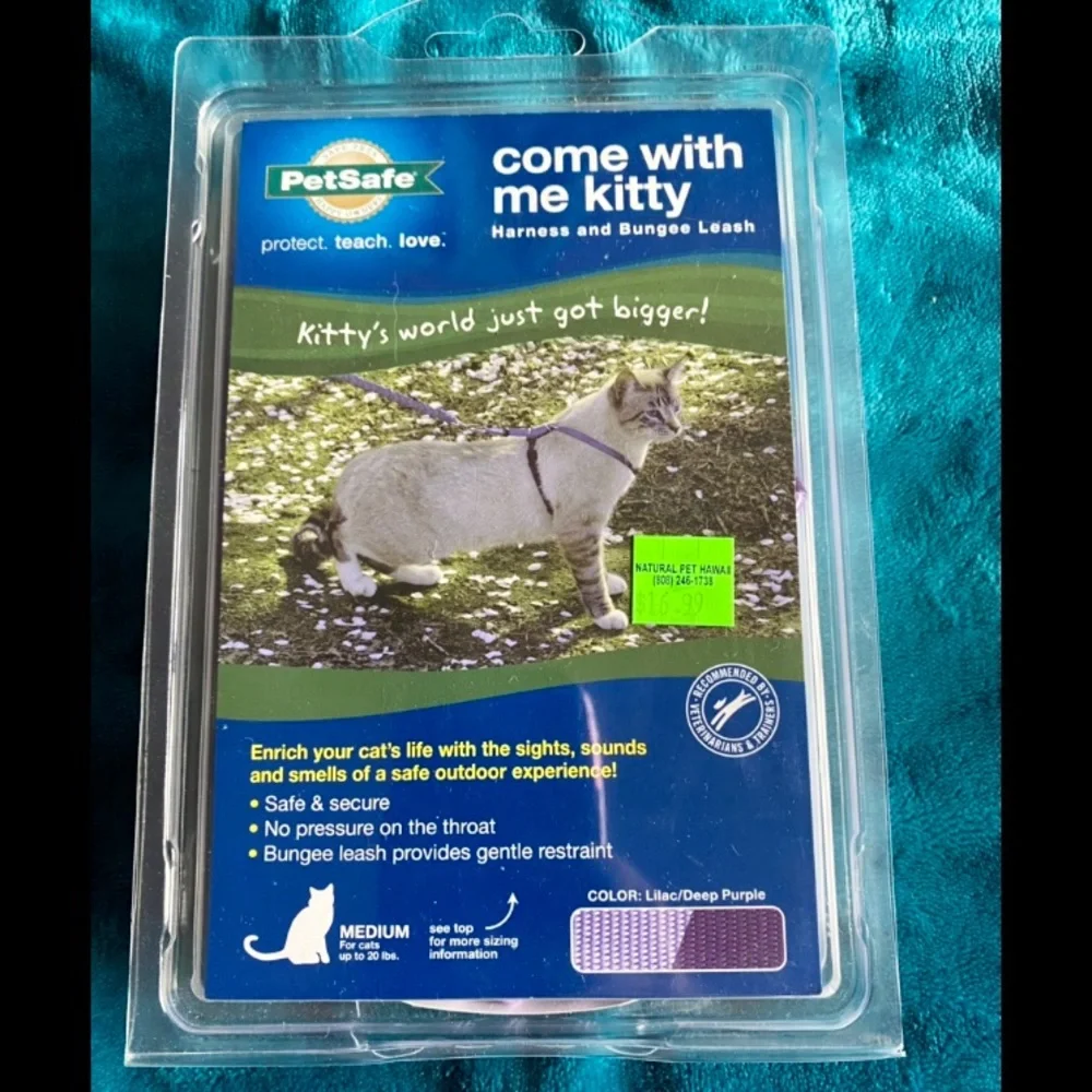 Purple cat harness with bungee leash - PetSafe brand